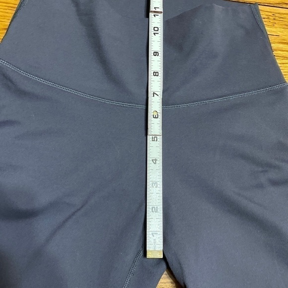 fabletics High-Waisted Printed PowerHold Legging S - Picture 4 of 10